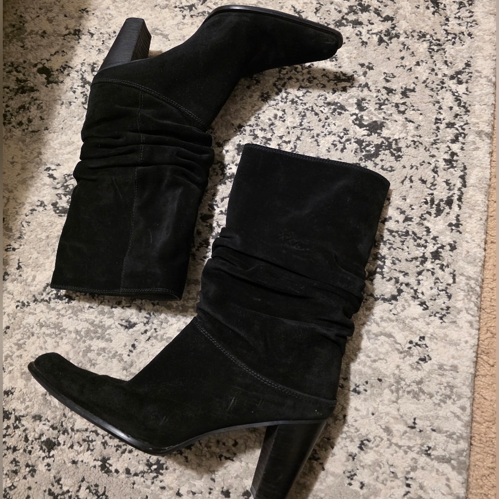 Stuart Weitzman Pointed Toe Slouchy Heels Boots Suede Leather Wmns 8.5 Goth Chic